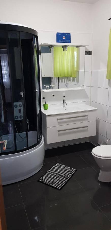 Apartman I Studio Apartman Majoli Kukuljanovo Zewnętrze zdjęcie