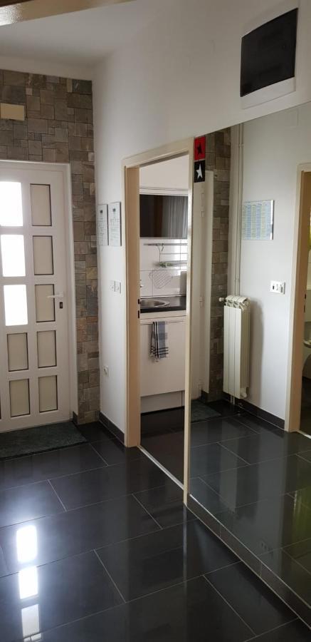 Apartman I Studio Apartman Majoli Kukuljanovo Zewnętrze zdjęcie