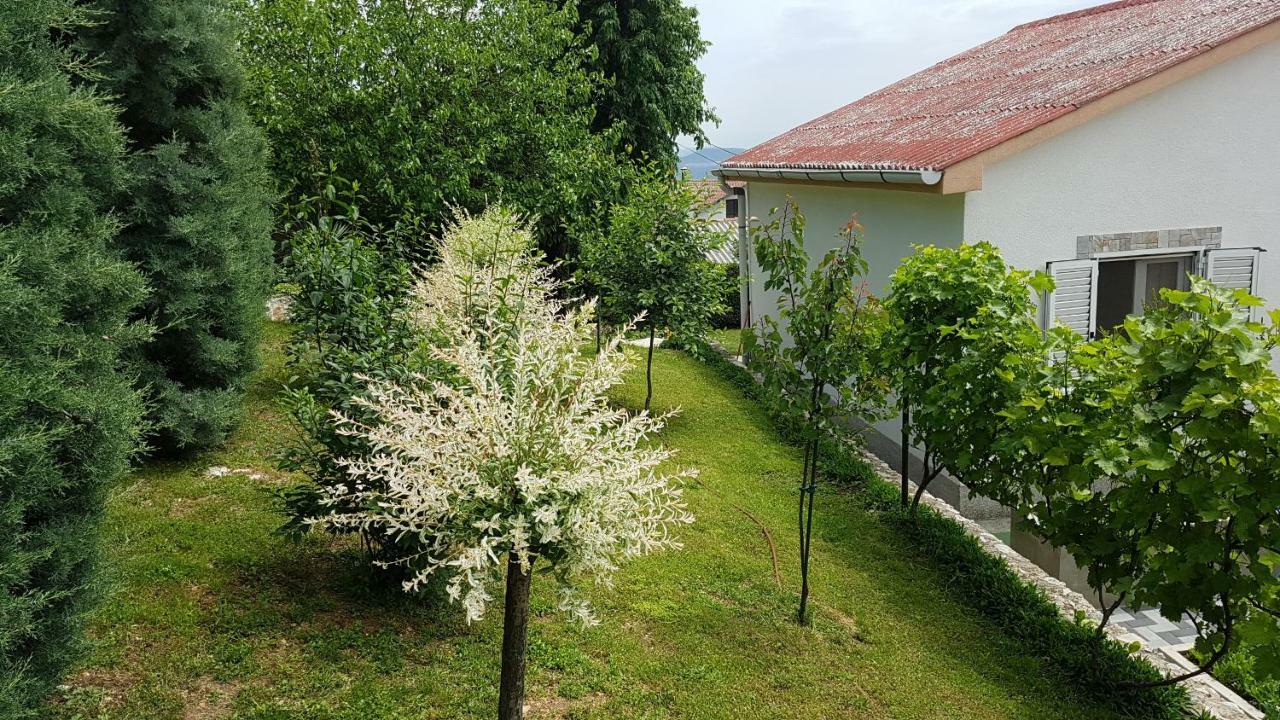 Apartman I Studio Apartman Majoli Kukuljanovo Zewnętrze zdjęcie